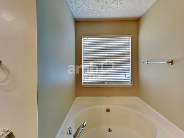 3150 Peartree Dr NW — Photo 10