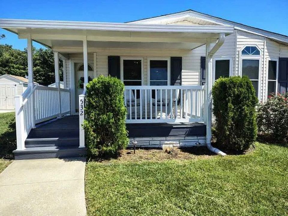 1st image of 532 Dogwood Ln