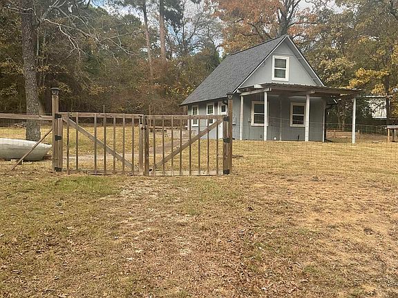 2nd image of 319 Christine Dr
