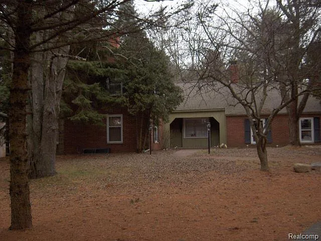 3300 S Old Us Highway 23 photo 1