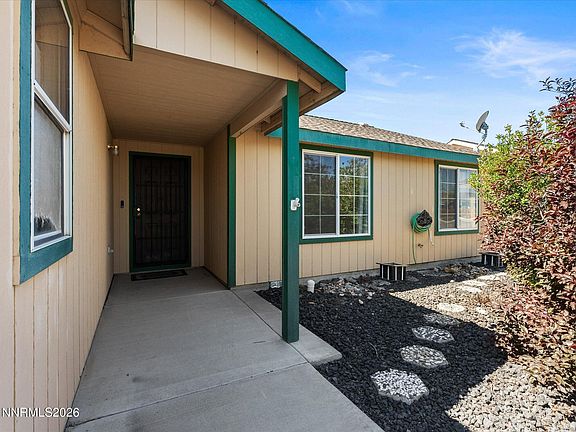 4th image of 205 Jennys Ln