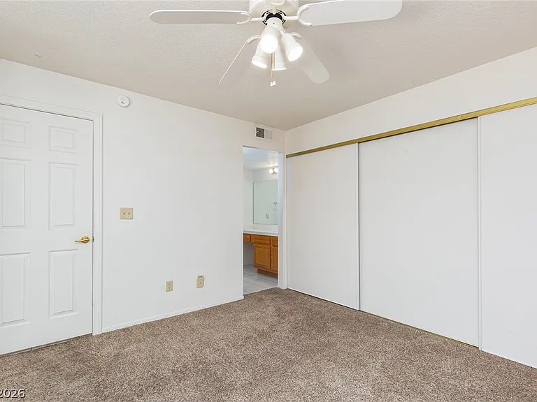 7281 Vista Bonita Dr — Photo 16