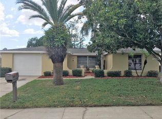 9841 Rainbow Ln, Port Richey, FL 34668