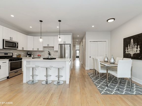 5th image of 6325 N Richmond St Unit 3N