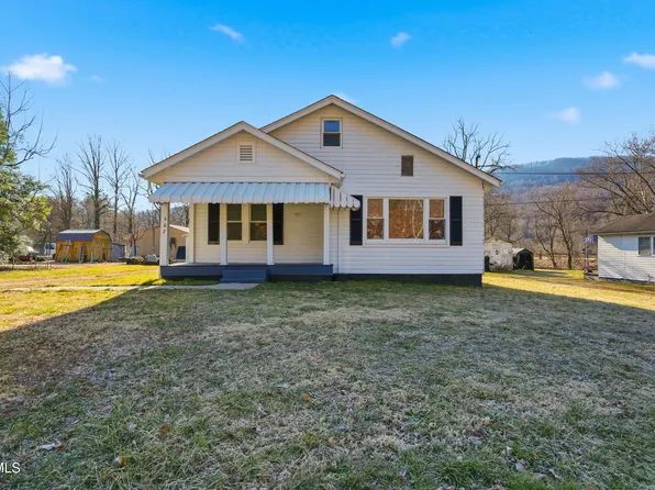 602 2nd Ave W, Big Stone Gap, VA 24219