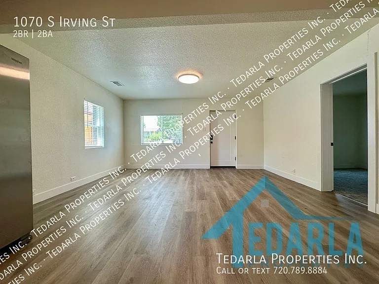 1070 S Irving St — Photo 3