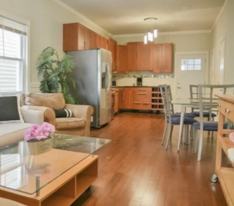 2 bed, 1000 sqft, $3,199 — Photo 4