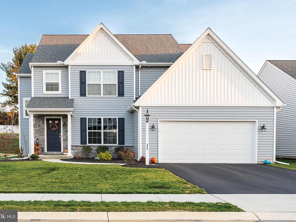 1st image of 456 Parkside Way