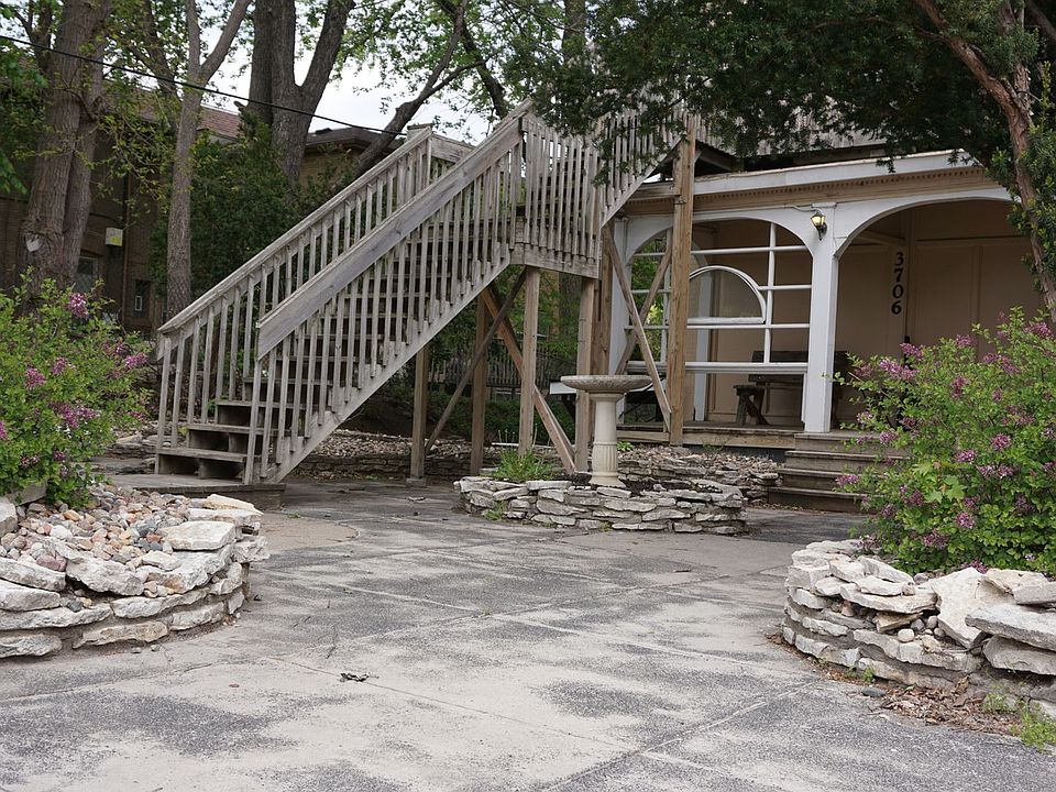 Building Photo 3