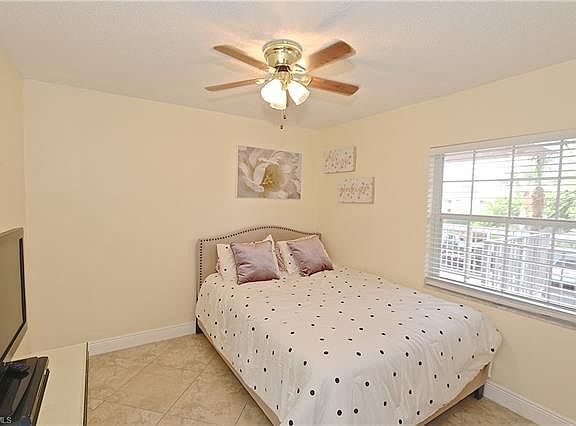 4th image of 481 Quail Forest Blvd APT 203