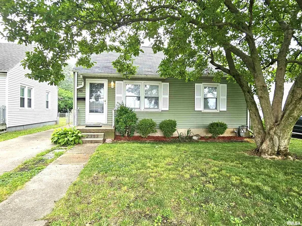 2913 S 5th St, Southern View, IL 62703