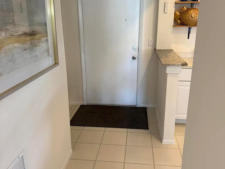 111 SE 3rd Ave #108 — Photo 5
