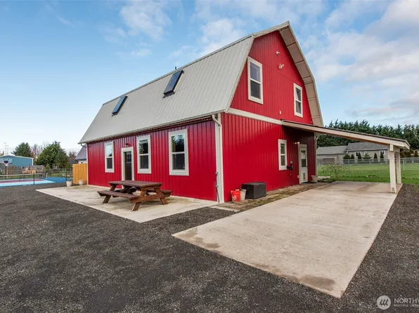 132 Milky Way, Sequim, WA 98382