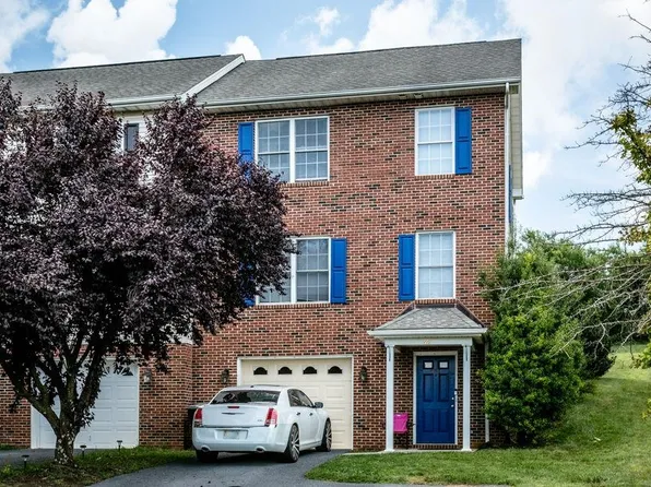 551 Pointe Dr, Harrisonburg, VA 22801