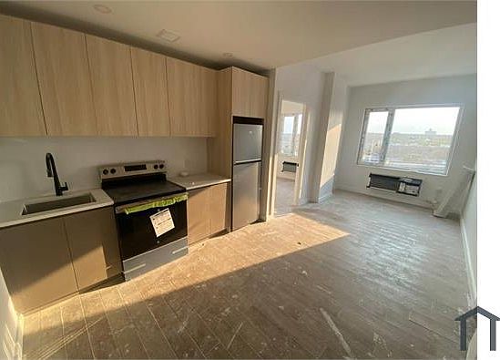 1st image of 2103 Union St #8D