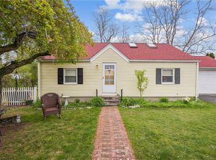 11 Haswill St, Warwick, RI 02889