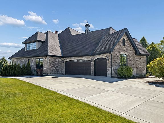 2nd image of 12526 Surrey Ct