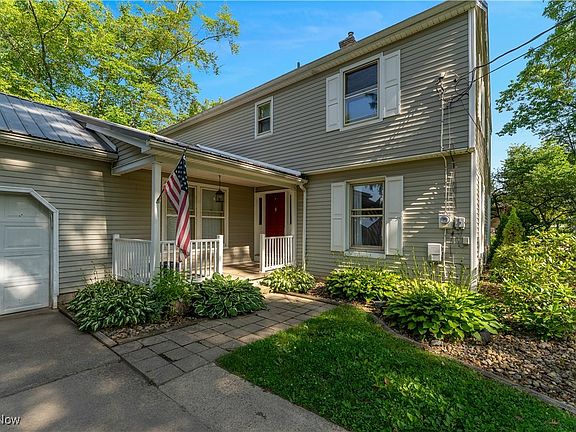 3rd image of 5772 Sampson Dr