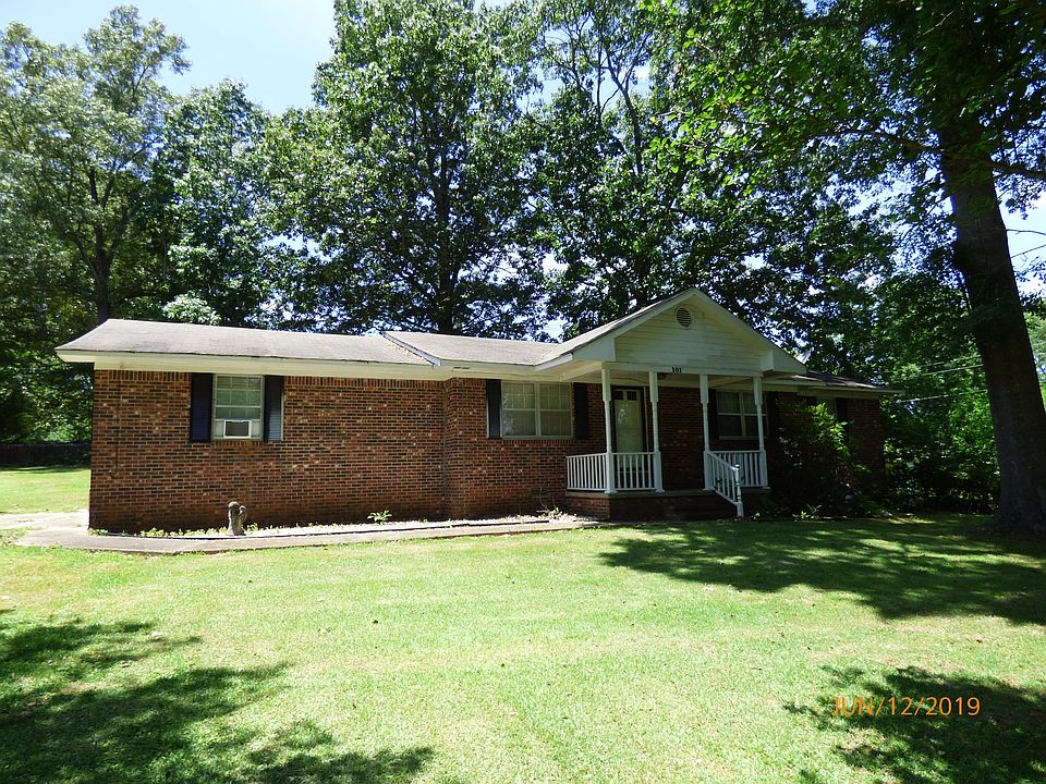 1st image of 101 Meadow Creek Dr