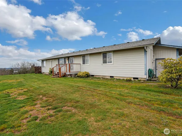 3126 Meeker Avenue NE, Tacoma, WA 98422