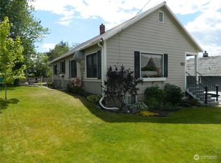 224 E 3rd St, Tonasket, WA 98855