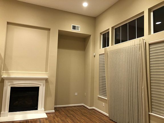 3rd image of 4486 Billings Cir