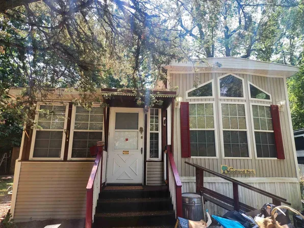 N5204 Meadow View Circle #L20, Green Lake, WI 54941