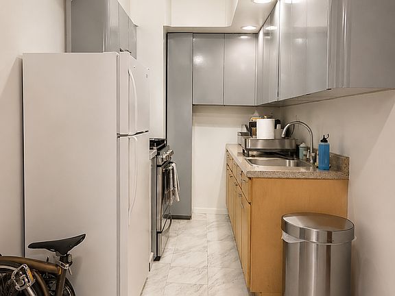 5th image of 44-15 43rd Ave #115