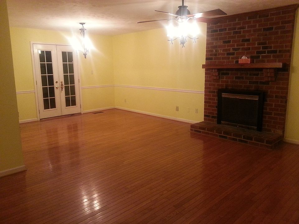 2nd image of 4913 Dunncroft Ct #House