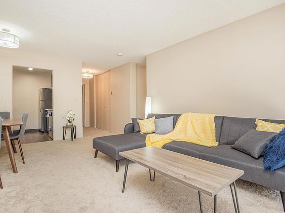5th image of 3031 NE 137th St #213