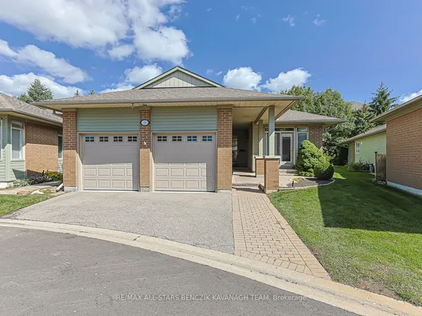 9 Warnock Green Way, Markham, ON L6E 1B5