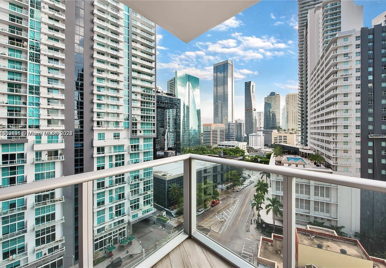 2 bed, 1195 sqft, $5,000 — Photo 1