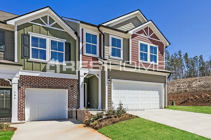 4 bed, 2.5 bath, 1854 sqft, $2,115 — Photo 3