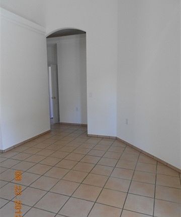 4th image of 1811 S San Luis Ln