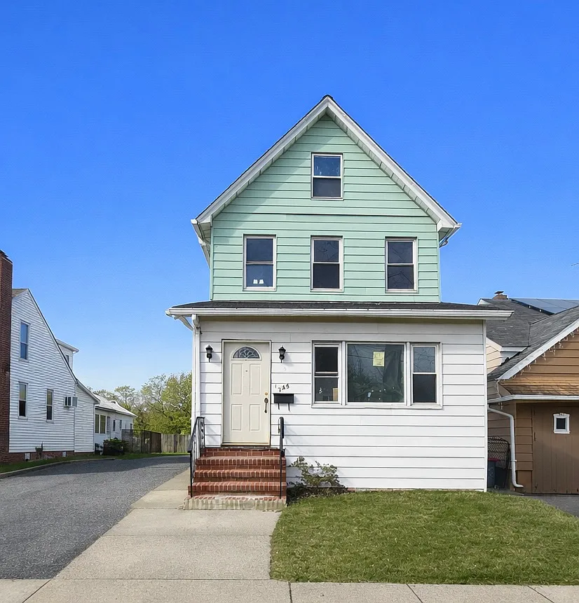 3 bed, 1500 sqft, $3,800 — Photo 1
