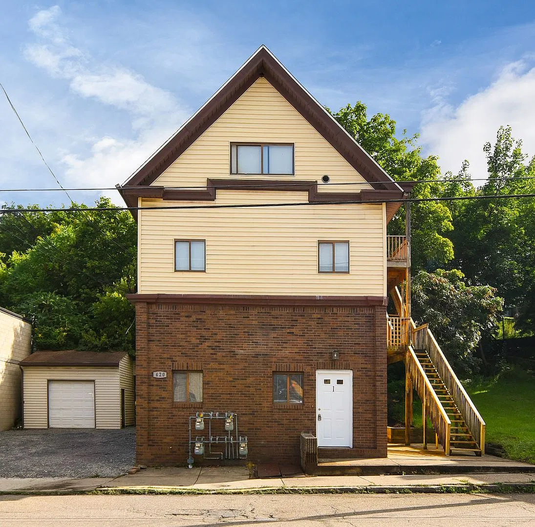 420 Broadway Avenue — Photo 4