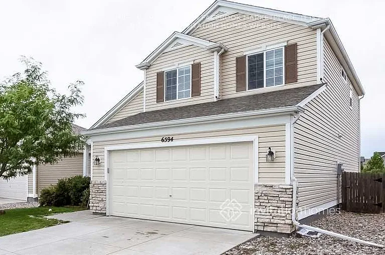 6594 Harvey Ln — Photo 2