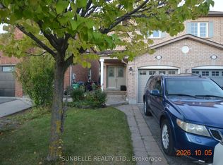 5709 Volpe Ave, Mississauga, ON L5V 3A5