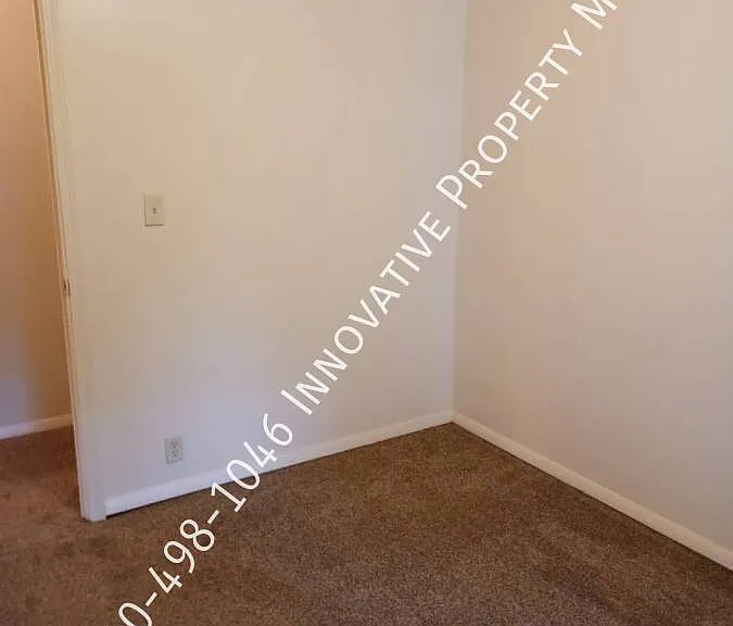 2829 Plainfield Ave — Photo 21