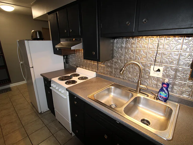 218 Alexander Ave #2 — Photo 25