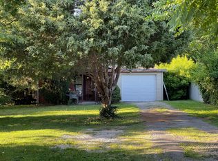 439 W Grand St, Springfield, MO 65807