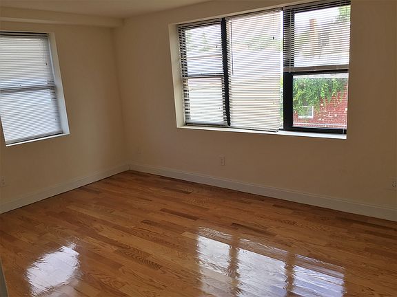 2nd image of 5720-5722 79th Ave #2J