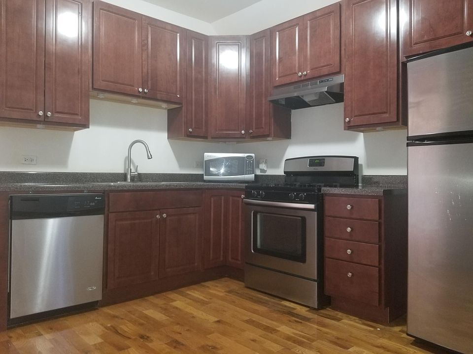 1st image of 2150 W Berteau Ave APT 1S