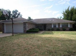 10232 Paisley Rd, Yukon, OK 73099