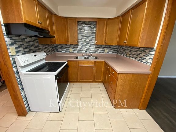 5th image of 5001 Kenmore Ave