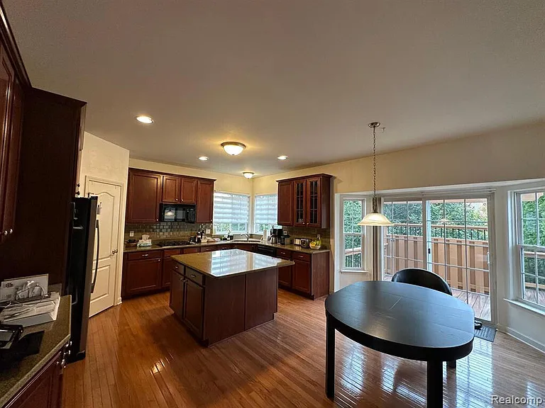 16491 Mulberry Way — Photo 12