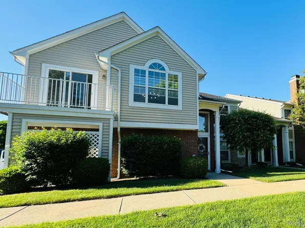 4234 Berkshire Dr, Sterling Heights, MI 48314