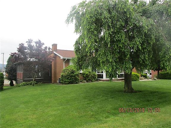 2nd image of 1252 Beech Dr