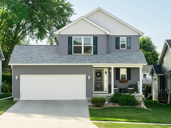 3356 Lincolnshire Rd, Waterloo, IA 50701