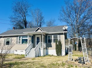 806 Brown St, Columbia, TN 38401